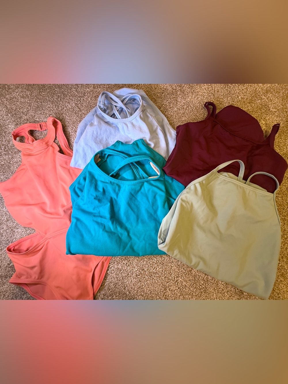 Lot 1 - MC assortment of Leos (Balera/Weissman/Amazon)